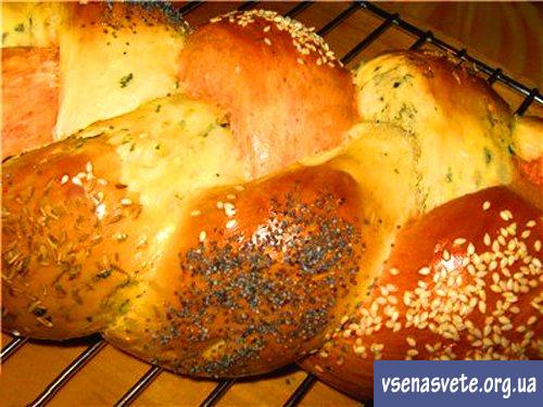 Как испечь хлеб «Три в одном»?